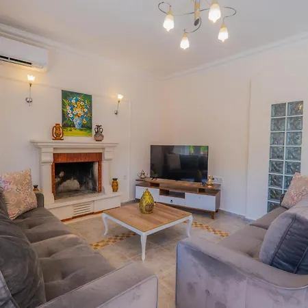 Infinity Beyaz Vila Fethiye