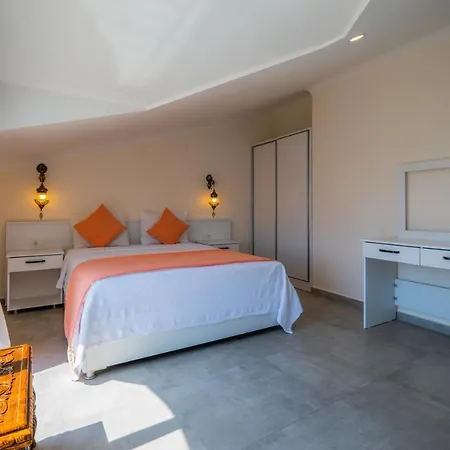 Infinity Beyaz * 费特希耶