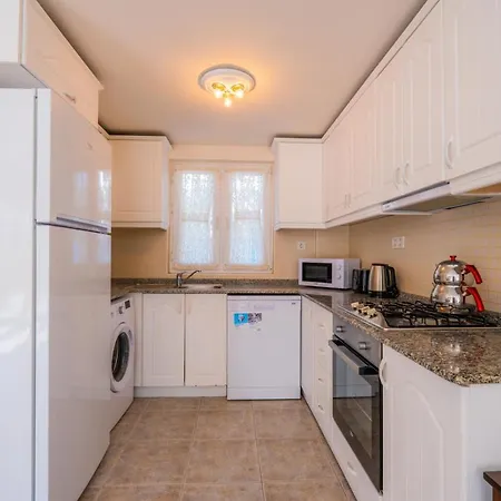 Infinity Beyaz 费特希耶