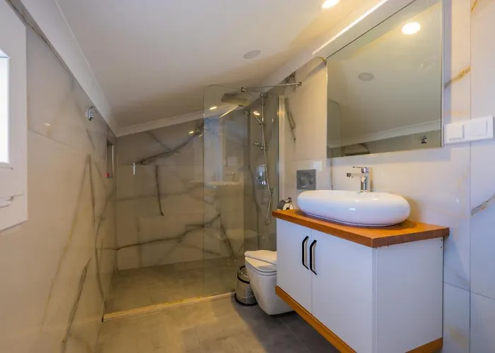 Infinity Beyaz * Fethiye