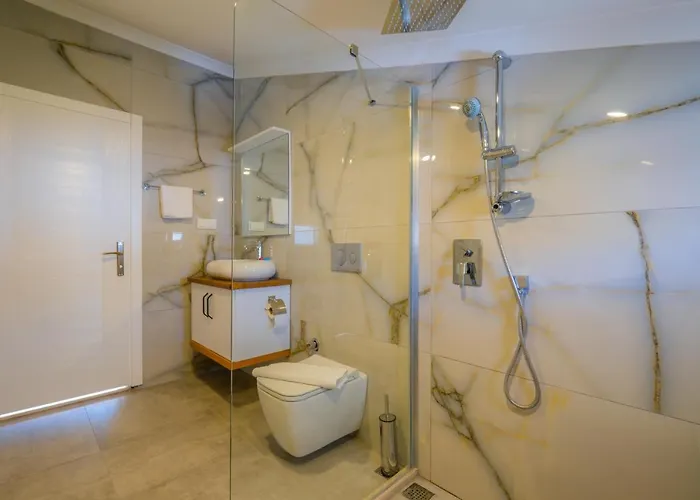 Infinity Beyaz * Fethiye